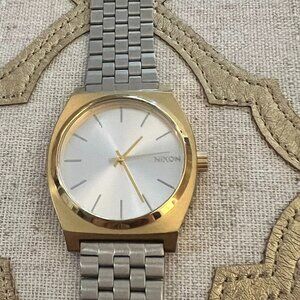 Nixon Men's watch NWT